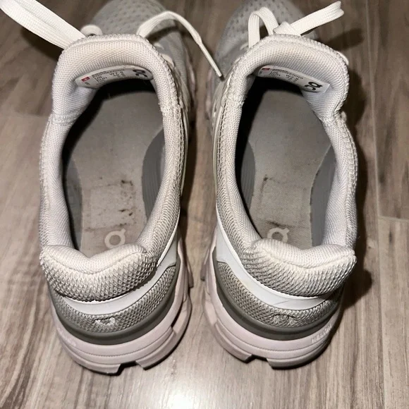 On Running Light Gray Athletic Shoes - Picture 3 of 10